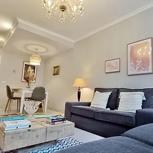 Mágnífico En El Centro De Sevilla