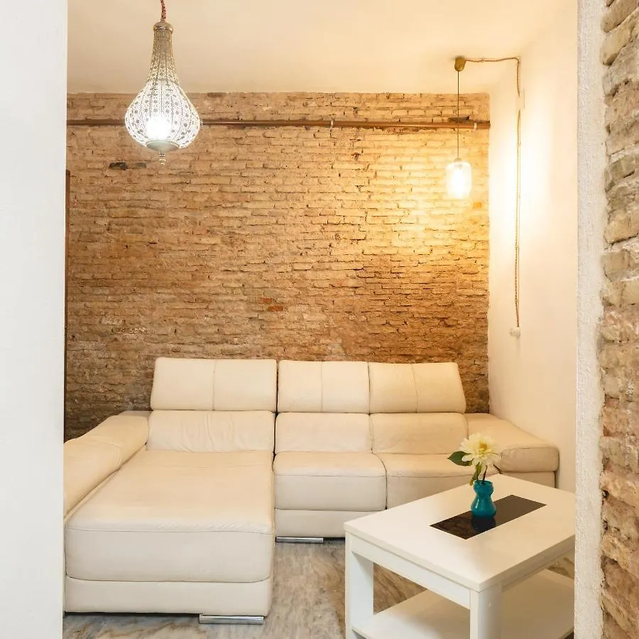 Apartment Seville In Alameda De Hercules San Lorenzo